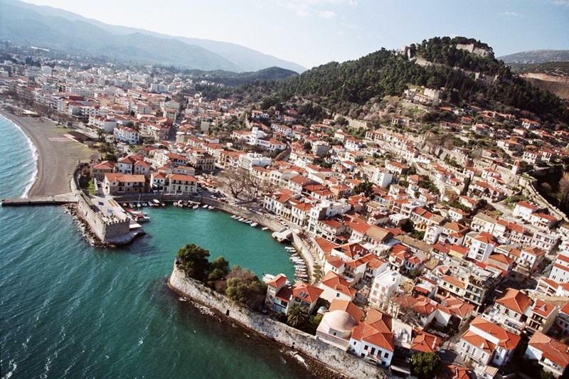 Seaside Residence In Nafpaktos Eksteriør billede